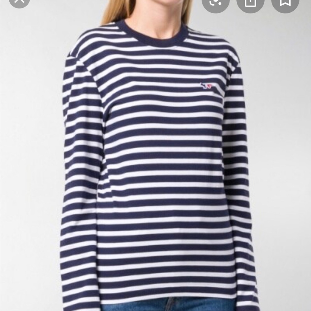 Maison Kitsune striped logo patch top